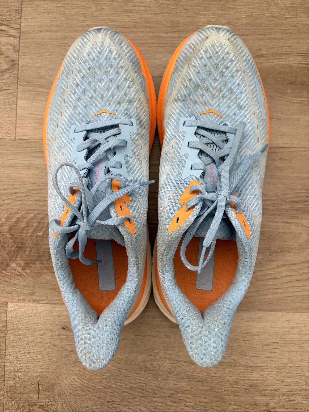 HOKA Clifton 9 Women’s Running Shoe size 9.5